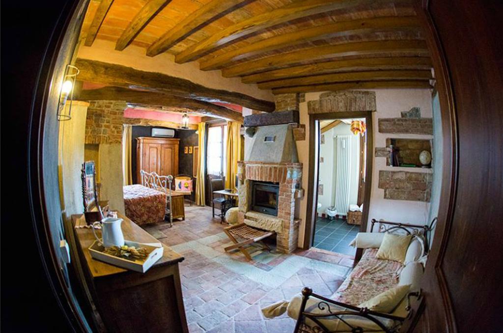 La Via' Bed & Breakfast Cavour Dış mekan fotoğraf